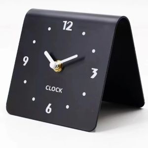 Home Clock Modern Creative Desktop Clock Silent Student Bedside Countertop Clock Ornaments