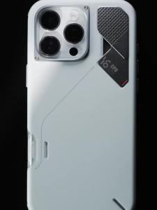 Orum AULUMU Suitable for iPhone16promax Super shockproof and drop-resistant full-cover magnetic phone case