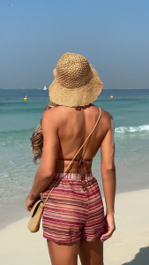 Phụ nữ mùa hè không tay spiderweb backless áo lửng màu trơn dây đeo spaghetti yếm vest với áo lót