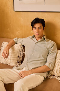 Cubrito Oxford Shirt เสื้อเชิ้ตผู้ชาย แขนยาว Button-Down สีฟ้า Blue Yonder | เสื้อเชิ้ตทำงาน สไตล์ Classic Old Money Quiet Luxury