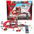 TRO463 MCQUEEN NEW PARKING GARAGE TRACK +4 CARS SET (CB660-80). 