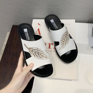 [Free Shipping] WomenS Summer Sandals Soft-Soled Non-Slip Mid-Heel Suitable For Middle-Aged Women For Outdoor Wear Flat Fashionable