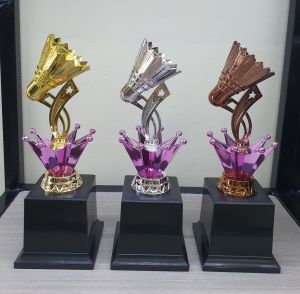 TROPHY BADMINTON Trophy Custom Trophy Murah Piala Anugerah Piala Murah Trofi Custom Trofi Murah 奖杯