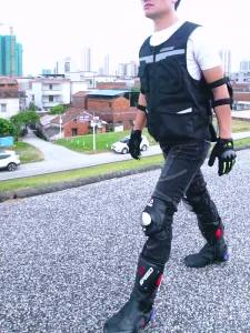 Reflective Vest for Motorcycle Riding Off-Road Racing Fluorescent Safety Vest Anti-Fall Clothing for Motorcycles and Sport Bikes