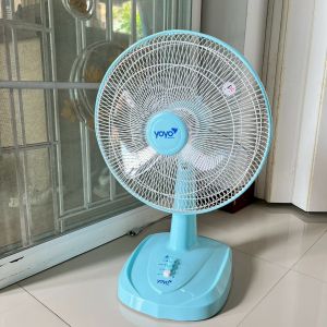 YoYo พัดลมตั้งโต๊ะ 16 นิ้ว รุ่น SM16-01