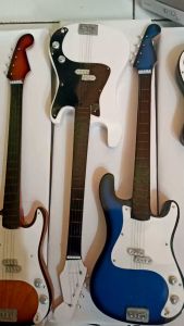 miniatur gitar guitar mini hiasan rumah