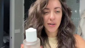 promo OUAI Scalp Serum 60ml OUAI Balancing & Hydrating Scalp Care Serum Thicker Fuller Hair OUAI Scalp Treatment for Healthy Hair Growth OUAI Haircare