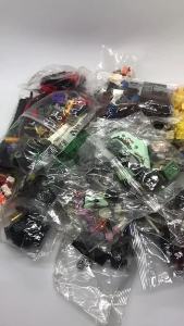 Pieces Building Blocks City DIY Creative Bricks Toys Bulk Random Model Parts Pack Figures Educational Kids Toys Children Gifts