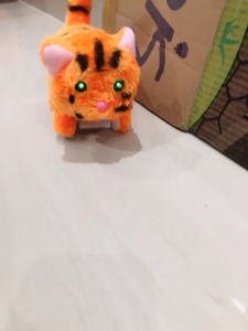 Mainan Robot Kucing: Pilihan Mainan Interaktif & Elektronik untuk Hewan Peliharaan