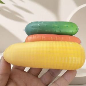 PHANT Sound Crispy Carrot Squeeze Toys Anxiety Relief Wax Coating Crunchy Vegetables Squishy Toy Portable Funny Realistic Cucumber Pinch Office Desk Toy