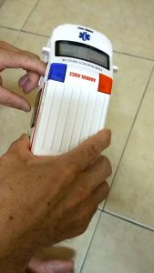 NEW TOY 911 AMBULANCE EMERGENCY RESCUE WITH LIGHT &MUSIC