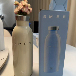 SMEG Large Capacity Thermos Cup  Stainless Steel  500ML Hot and cold Tumbler Sport Water Bottle Vacuum Insulated Tumbler Termos Botol Air