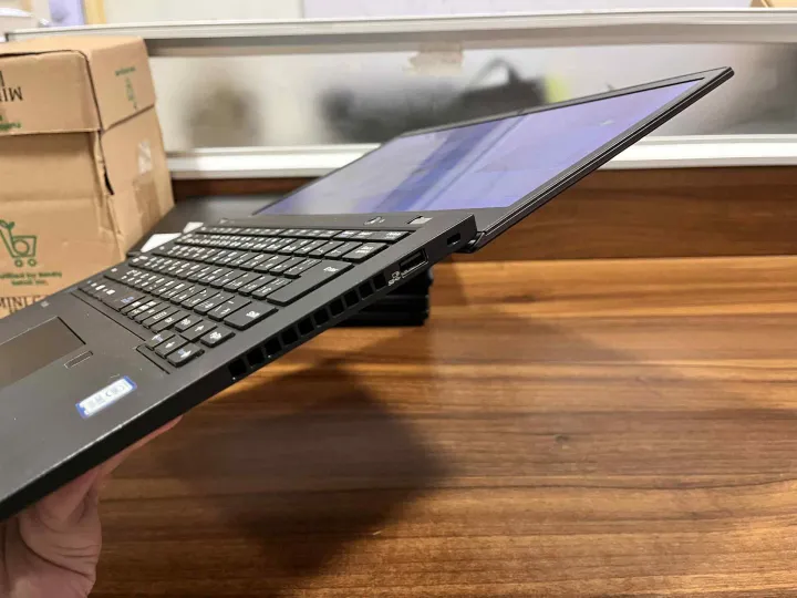 NEC VersaPro VB-5 Processor: Intel Corei5-8265U 8th