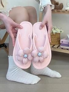 Fashionable And Casual 2025 Summer Soft-Soled Flip-Flops For Indoor Home Use Durable Non-Slip And Odor-Resistant WomenS Slippers