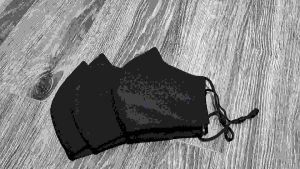 Khẩu trang vải cao cấp tái sử dụng có dây tăng dơ nhiều màu