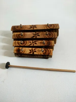 Gamelan bambu rindik kerajinan alat musik pukul daun 4
