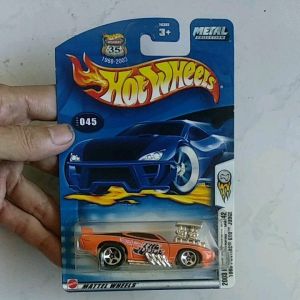 Diecast Hot Wheels 1969 Pontiac GTO \"Judge\": Mobil Dinamis & Detail
