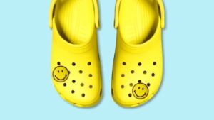 Giày cross Họa Tiết Hoa Màu Hổ Phách Thời Trang Cho Nữ chamr dép crocs