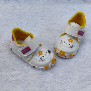 Sepatu Anak Perempuan Slip On New Hello Kitty Usia 8bulan-3tahun Bunyi Cit Cit