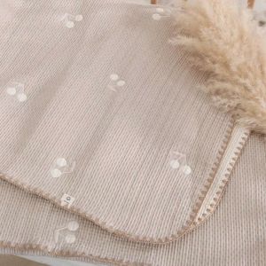 Set chăn kèm gối lót đầu  cho bé từ sơ sinh chất liệu xô tre trần bông chống ngạt KT 110*110cm