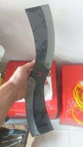Lưỡi dao gắn máy băm cỏ voi kích thước dài 40cm