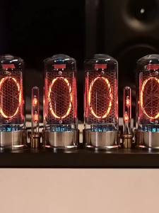 FFBH Electron Table Clocks Retro Creative Table Digital Display Clock IN-18 Cyberpunk Tube Clock Modern Technological Home Decor T6H1N