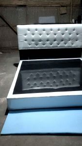 DIVAN DIPAN TEMPAT TIDUR SANDARAN MINIMALIS KANCING SPACE