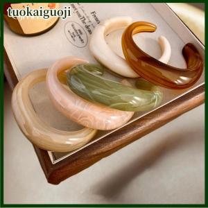 tuokaiguoji Mịn Vòng Acrylic Cuff Bangles cho phụ nữ cổ điển phóng đại thạch màu Smudging Bangle rộng nhựa Vòng đeo tay phụ kiện