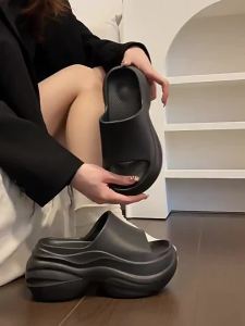 [Free Shipping] Thick-soled slippers for women indoor slippers for small feet height-increasing slippers non-slip bathroom slippers for showering and swimming