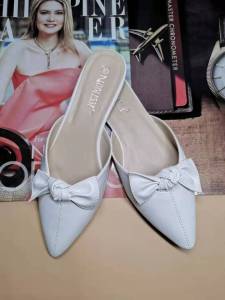 Korean Pointed Toe Flat Half Shoes Mules