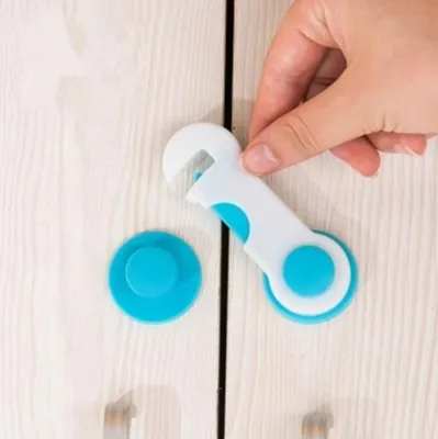 Pengait Laci Lemari Pintu Kulkas Safety Lock