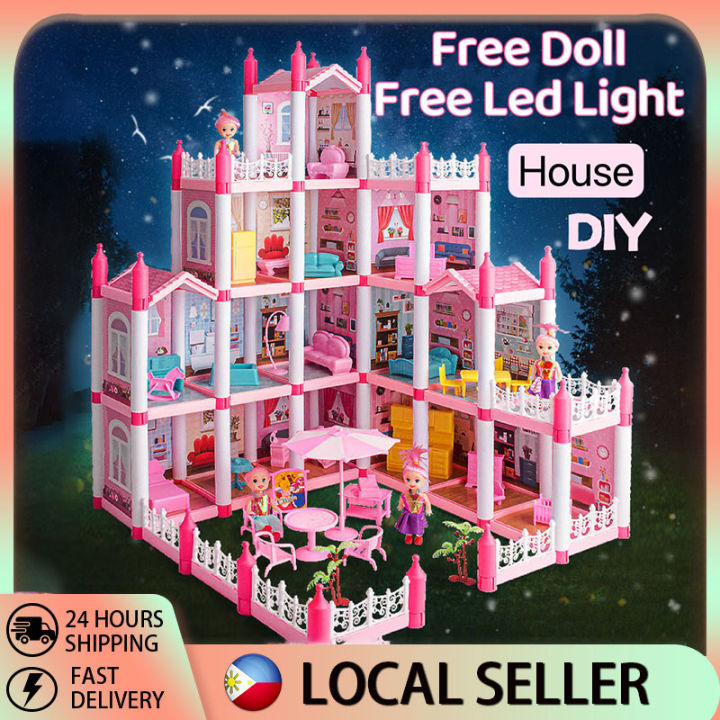 Doll House with dolls, accessories and led light, Dollhouse set