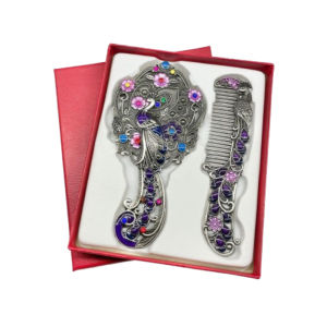 NO4 PANDA Portable Pea Makeup Mirror Comb Set Vintage Hand-held Vanity Mirror Small Embossing Cosmetic Mirror Women