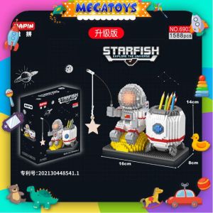⚠️现货⚠️ReadyStocks WiseHawk Astronaut blocks toys Pen Holder 宇航员笔筒微颗粒积木玩具送灯光配搭