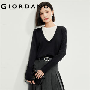 GIORDANO Women Sweaters Fake 2-Piece Contrasting Sweaters Simple Crewneck Smooth Soft Chic Fashion Casual Sweaters 18354601