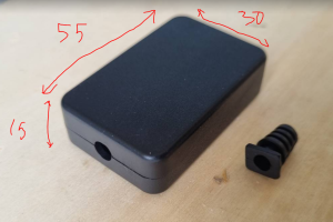 กล่องพลาสติก สำหรับ บอร์ด PCB ขนาด 25 mm x 50 mm สีดำ กล่องเปล่า พร้อม ยางรัดสายไฟ