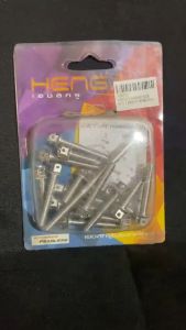 HENG CRANKCASE BOLT BEAT CARB SILVER