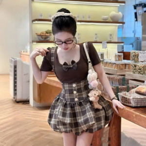 DX_ Set đồ nữ mặc hè set tiểu thư set yếm bí sọc caro kèm gấu phối áo Thun Gân tay ngắn 3 màu