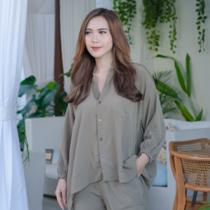 Atasan Wanita Kemeja Blouse Crincle Airflow - Merie Series By nuriariya.id