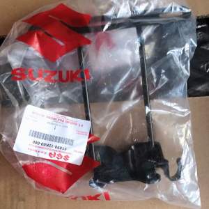 Pát bảng tên trước xe Satria/ Raider fi chính hãng suzuki