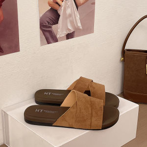 [Free Shipping] Cross-Strap WomenS Summer Outdoor Retro Lightweight Breathable Fashionable Flat Beach Sandals
