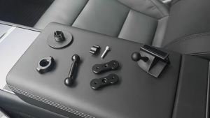 Applicable to Tesla Refreshed Version ModelY/YL/3 Mobile Phone Holder Car Mount Magnetic Navigation Accessory