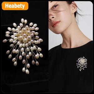【2-3 days delivery】 Elegant Pearl Flower Brooch Pin Badge For Women Girls Fashion Clothes Decoration Jewelry Gifts