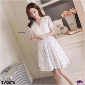 P2878 เดรสลูกไม้ลายกุหลาบแขนสั้น กระโปรงจับจีบshort sleeve rose lace dress pleated skirt