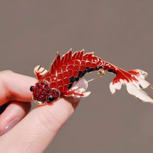 Bros Beruntung Ikan Mas Merah Aksesoris Pakaian Kreatif