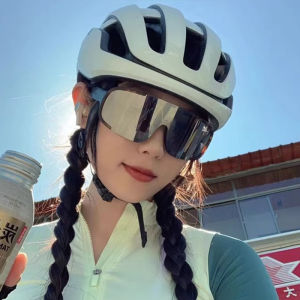 (GENTLE MOSCOT) Vintage Oversized Frame Outdoor Cycling Shades Windproof Protective Sunglasses