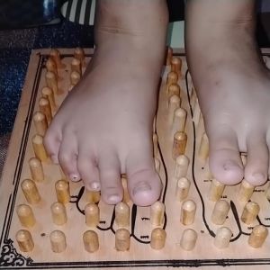 Alat Terapi Kesehatan Pijat Kaki & Papan Pijat Refleksi Kesehatan
