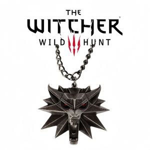 Retro Wolf Head Medallion Pendant Necklace Game‑Inspired Metal Jewelry Accessory Adjustable Chain for Daily Wear Collection & Fan Gift for Men