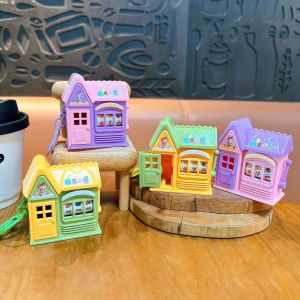 STYLETENK Fruit Reel Mini Slot Machine Keychain Hand-Crank Rotating Stress Relief Fidget Keychain Toy Novelty Portable Mini Candy House Keyring for Kids Adults