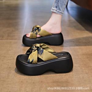 Free Shipping Thick-Soled Platform Sandals For Women 2026 Summer New Style Fashionable Versatile Casual And Comfortable With A Criss-Cross Design